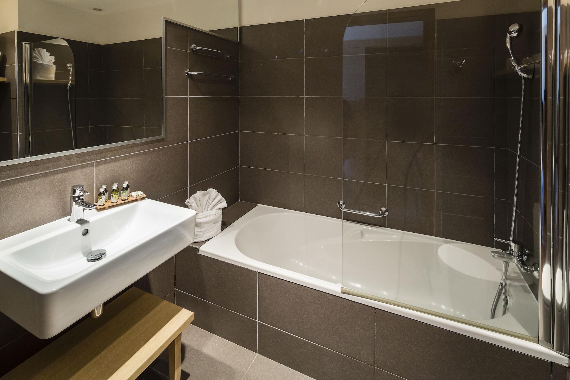 Hotel Helios & Spa - Ile Des Embiez Сикс-Фор-ле-Плаж Стая снимка