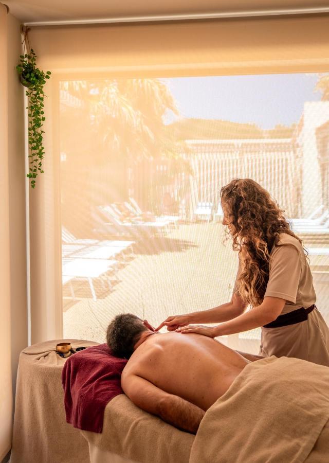 Hotel Helios & Spa - Ile Des Embiez Сикс-Фор-ле-Плаж Екстериор снимка