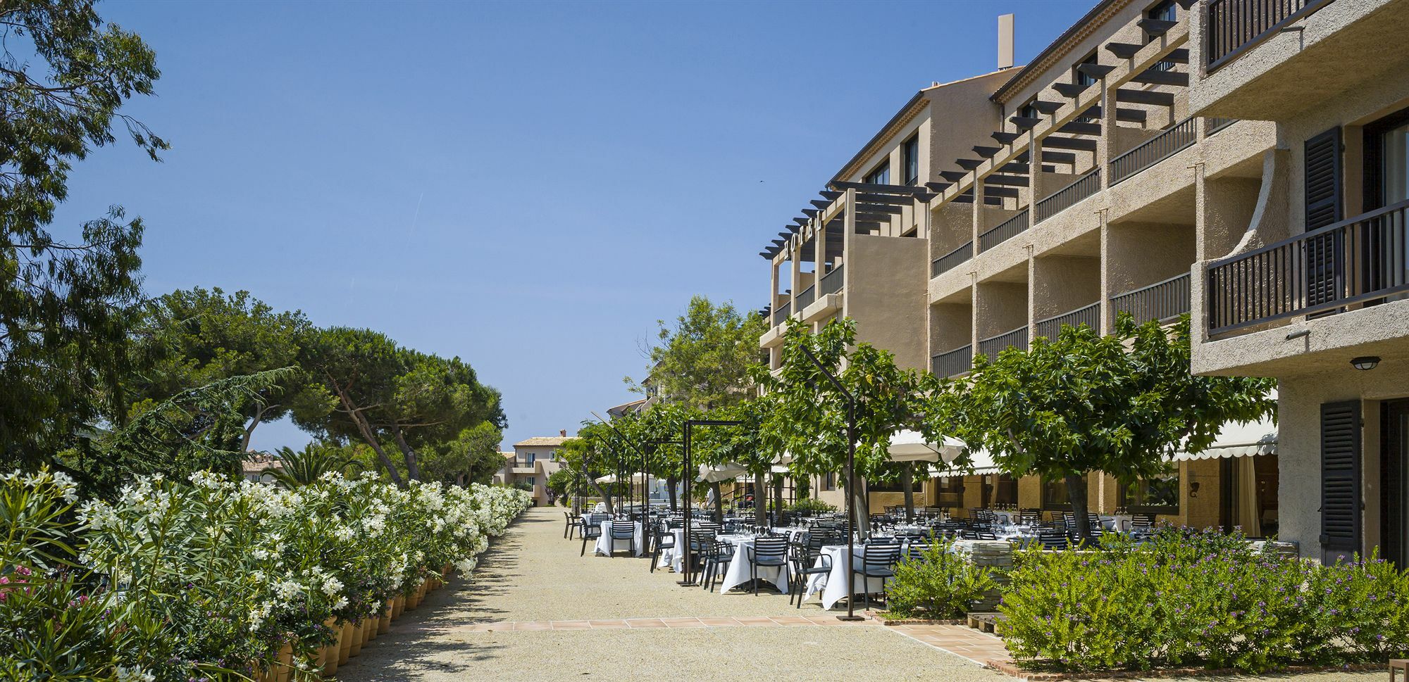 Hotel Helios & Spa - Ile Des Embiez Сикс-Фор-ле-Плаж Екстериор снимка