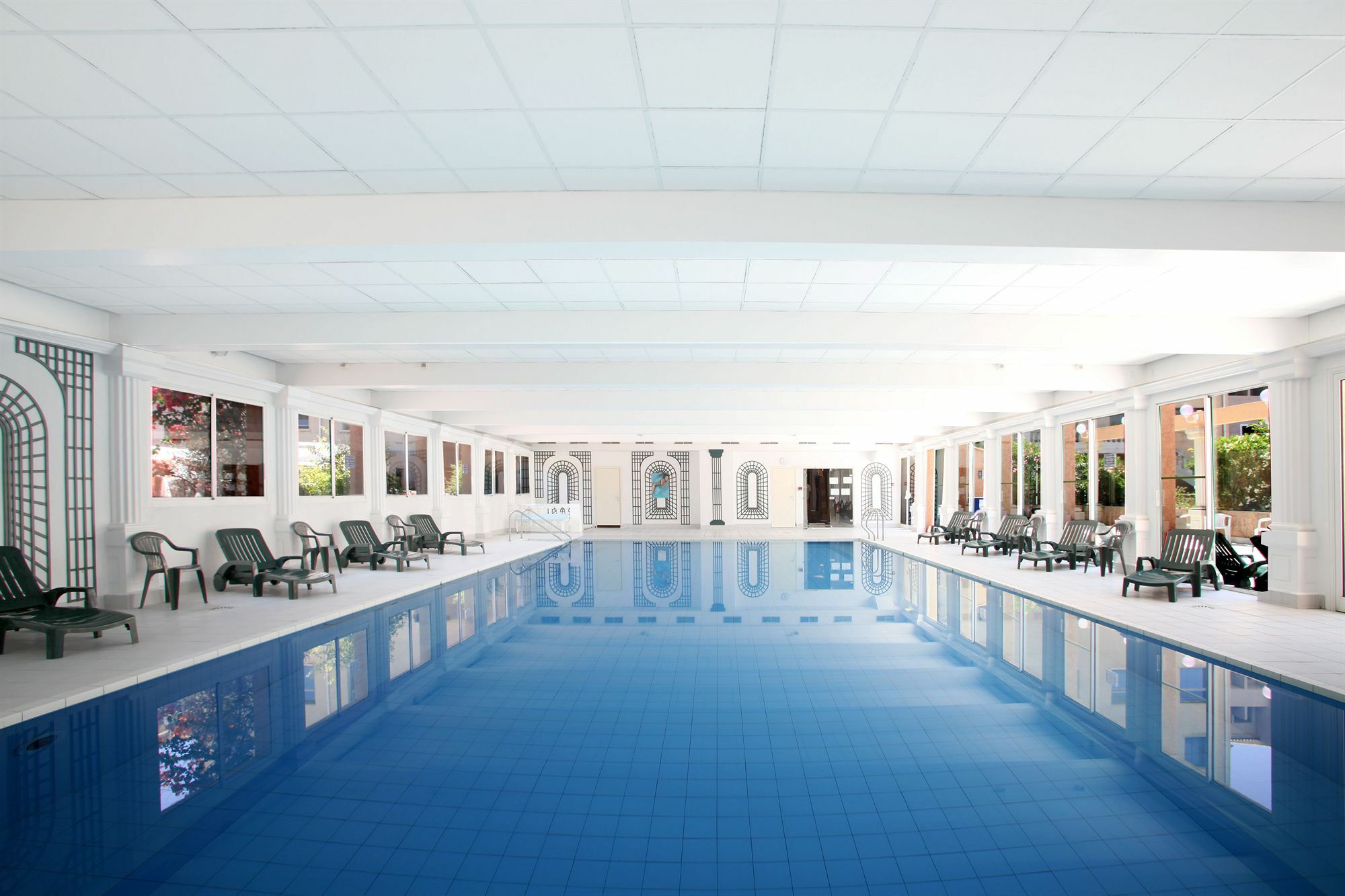 Hotel Helios & Spa - Ile Des Embiez Сикс-Фор-ле-Плаж Екстериор снимка